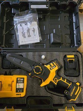 Akumulatorowa pilarka łańcuchowa DW DW8022 (6")